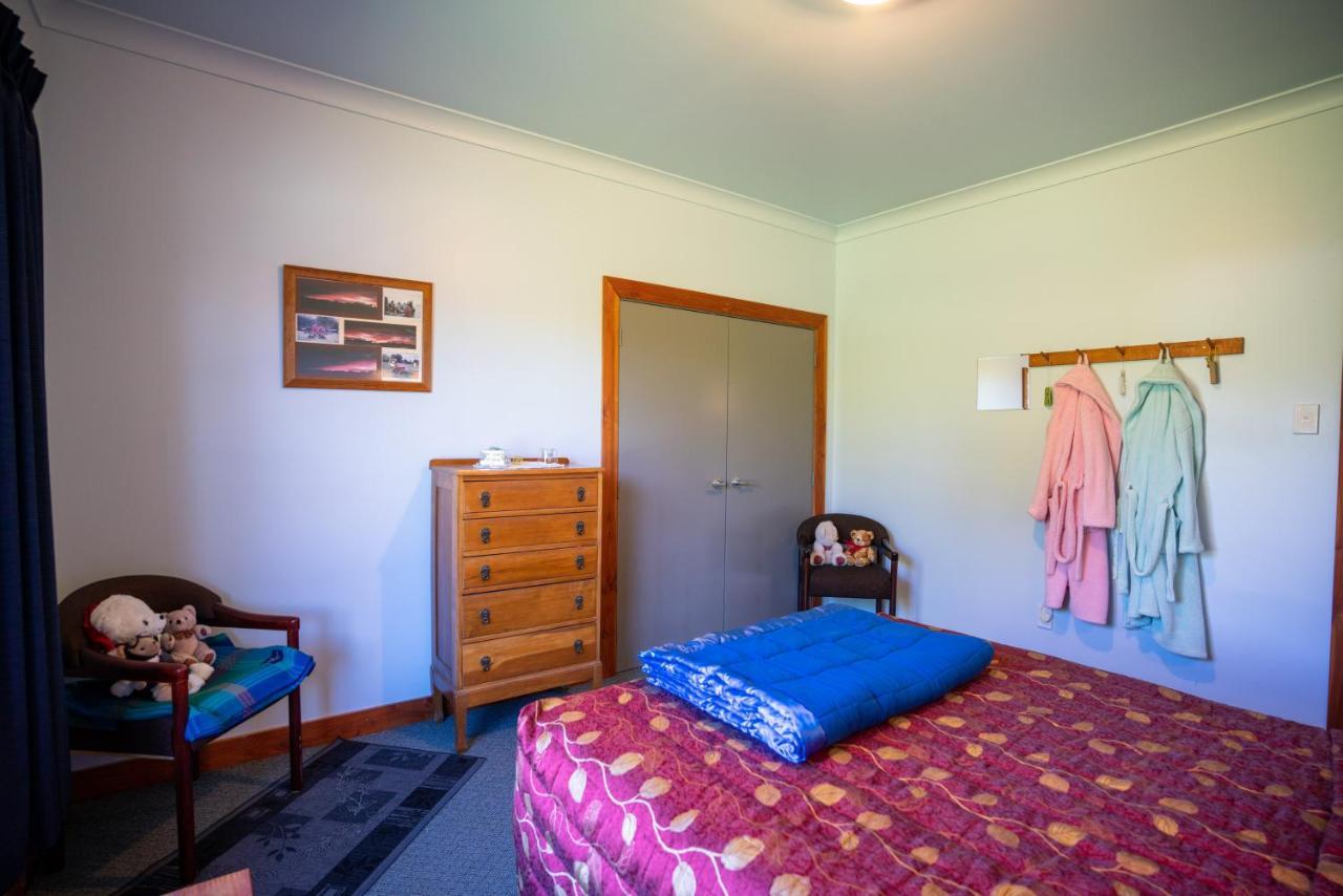 Hostel Bob&Maxines Backpackers Te Anau Exterior foto