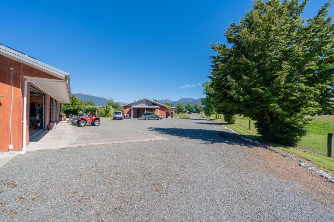 Hostel Bob&Maxines Backpackers Te Anau Exterior foto